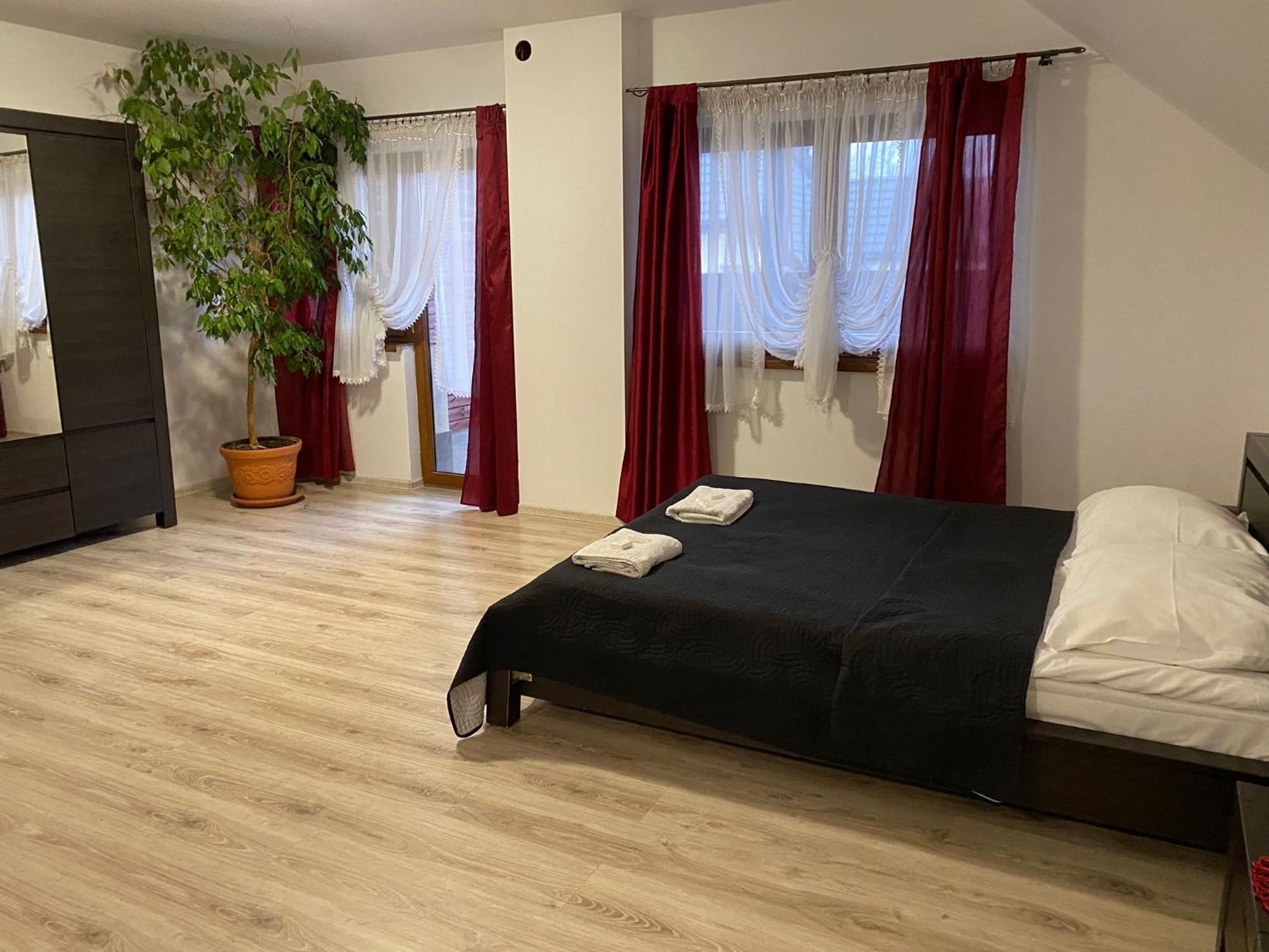 Ceglany Dworek Chojnow Exteriör bild