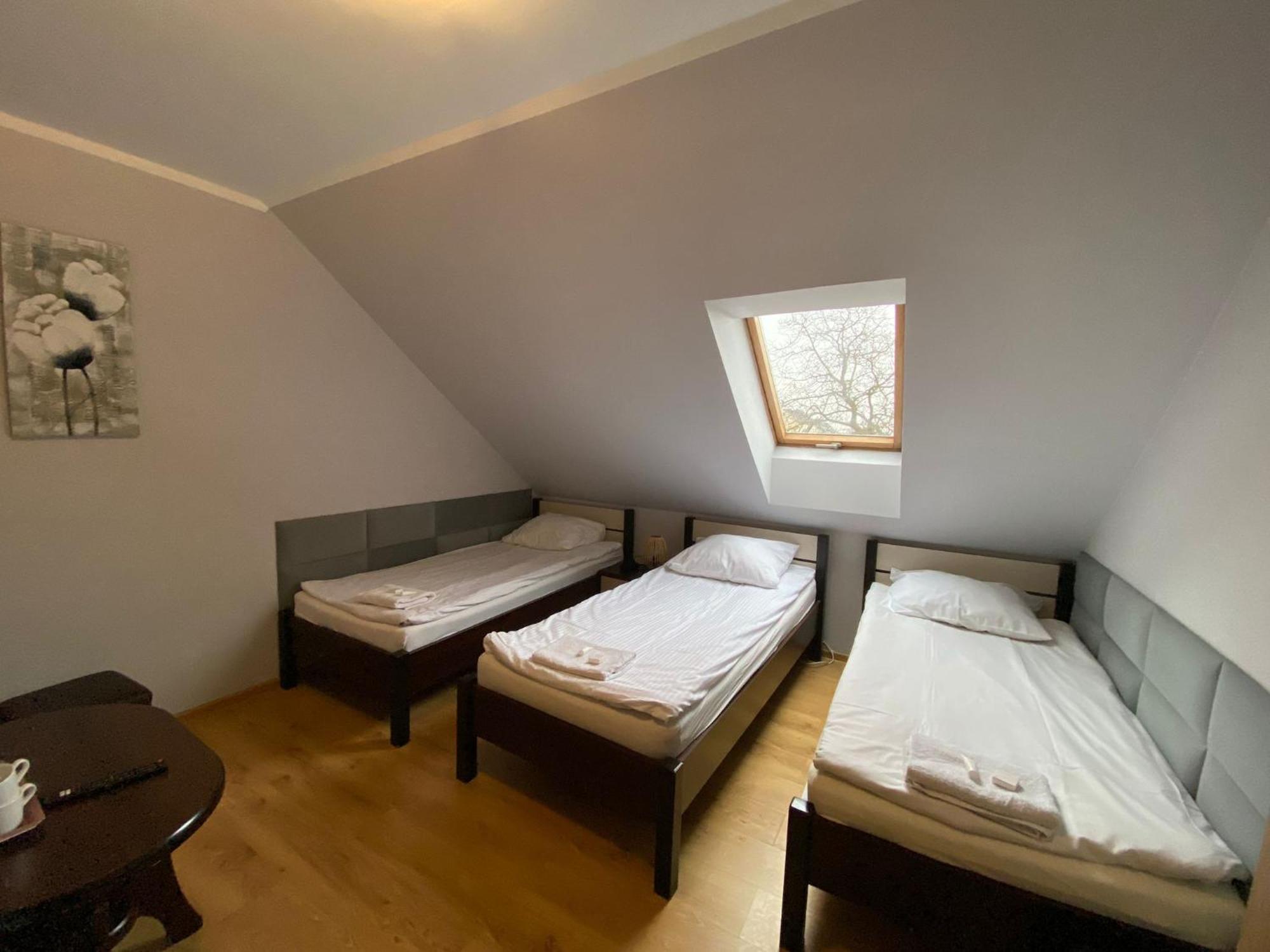 Ceglany Dworek Chojnow Exteriör bild